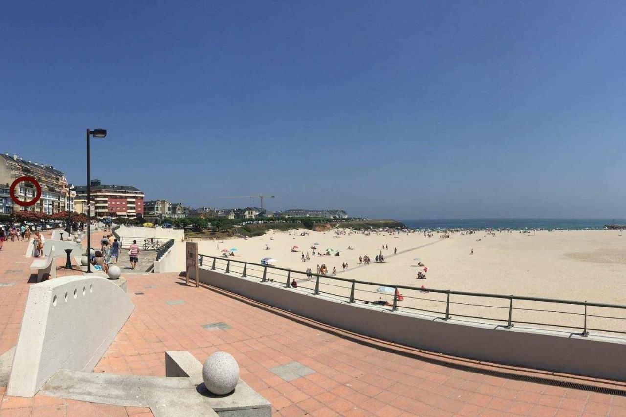 Vivienda En 1ª Linea De Playa Rapadoira Foz Apartment Exterior photo